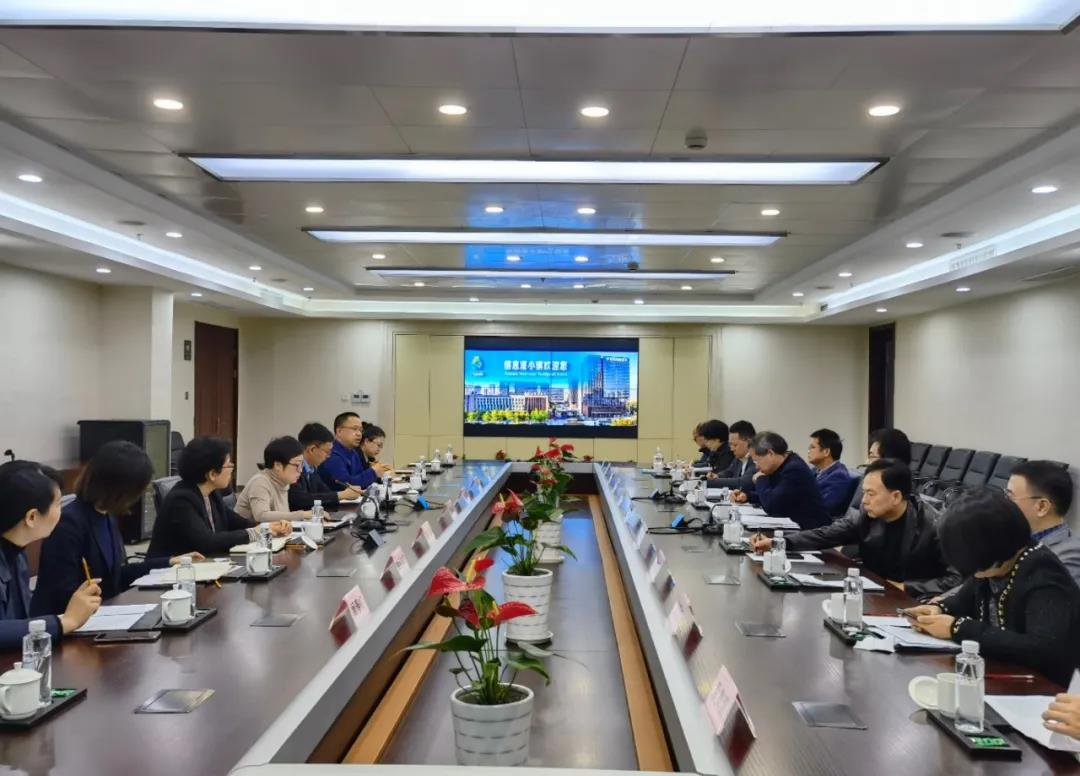 “產(chǎn)業(yè)大腦”建設：致公黨省委會(huì )副主委王堅一行來(lái)區調研指導工作