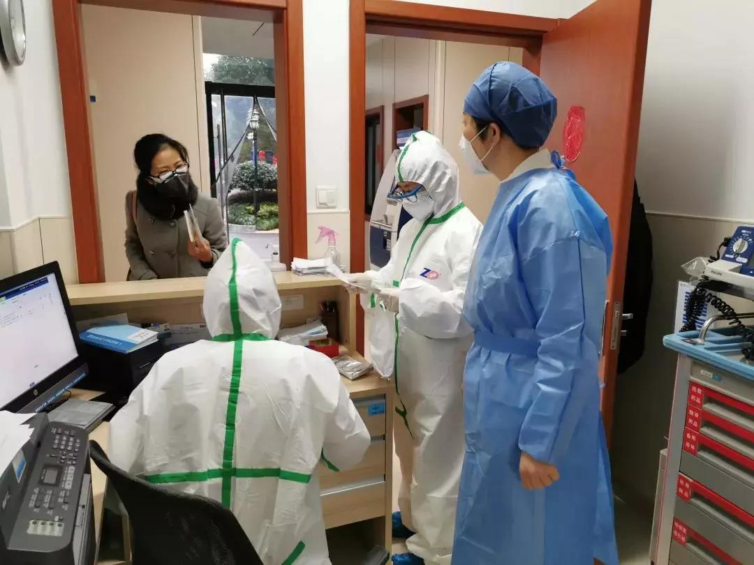 防控措施：為防止交叉感染，浙江省人民醫院影像服務(wù)實(shí)現不排隊、不等待