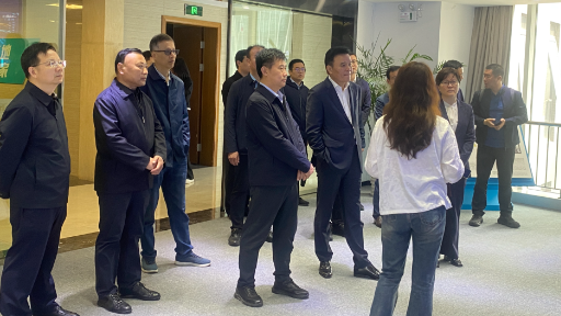 沙河市人大常委會(huì )黨組書(shū)記、主任李志辰一行蒞臨健培科技考察調研