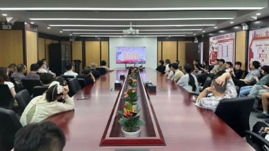 銘記歷史，砥礪前行！健培黨支部組織觀(guān)看九三閱兵直播